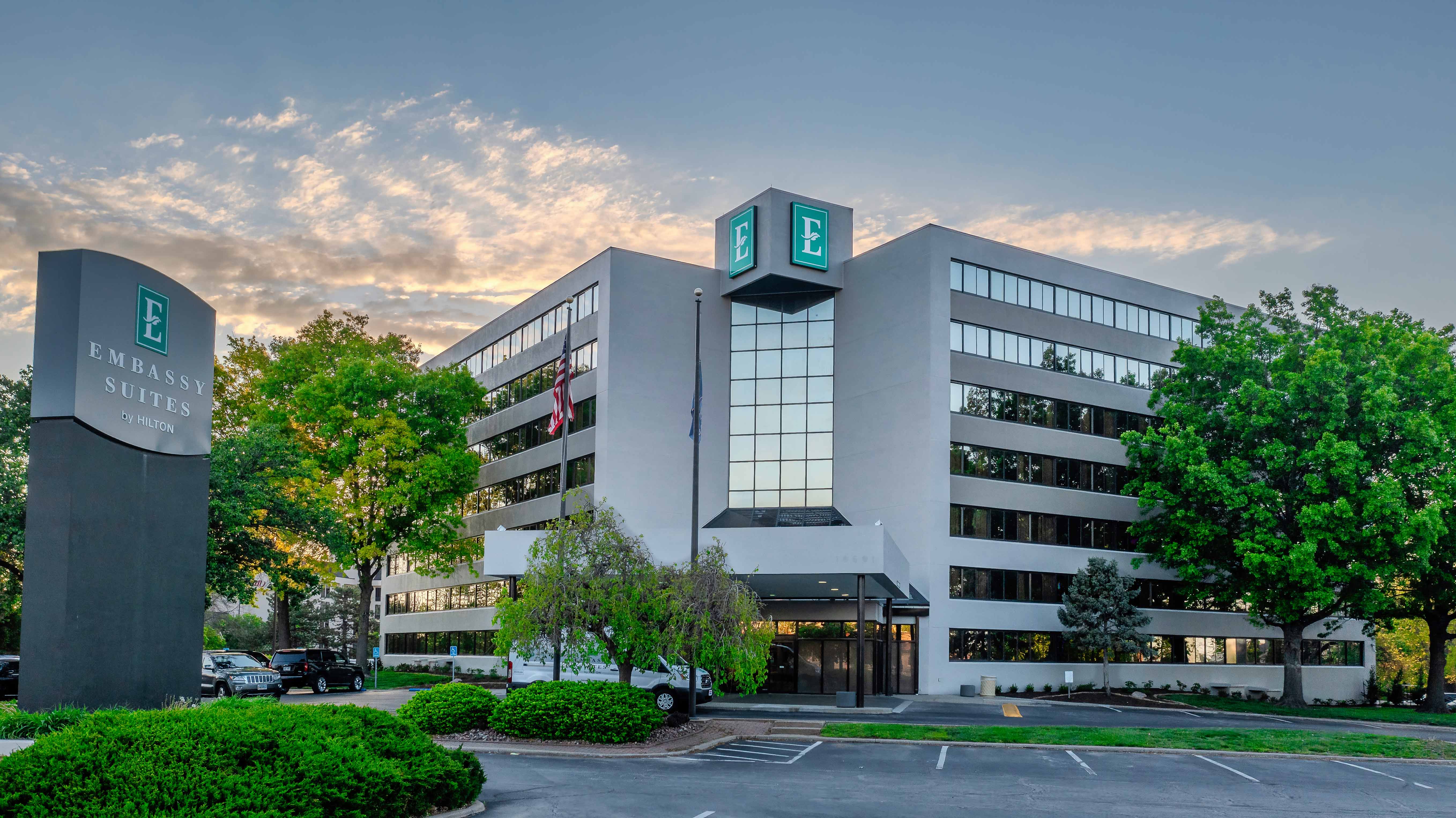Embassy-Suites-Overland-Park